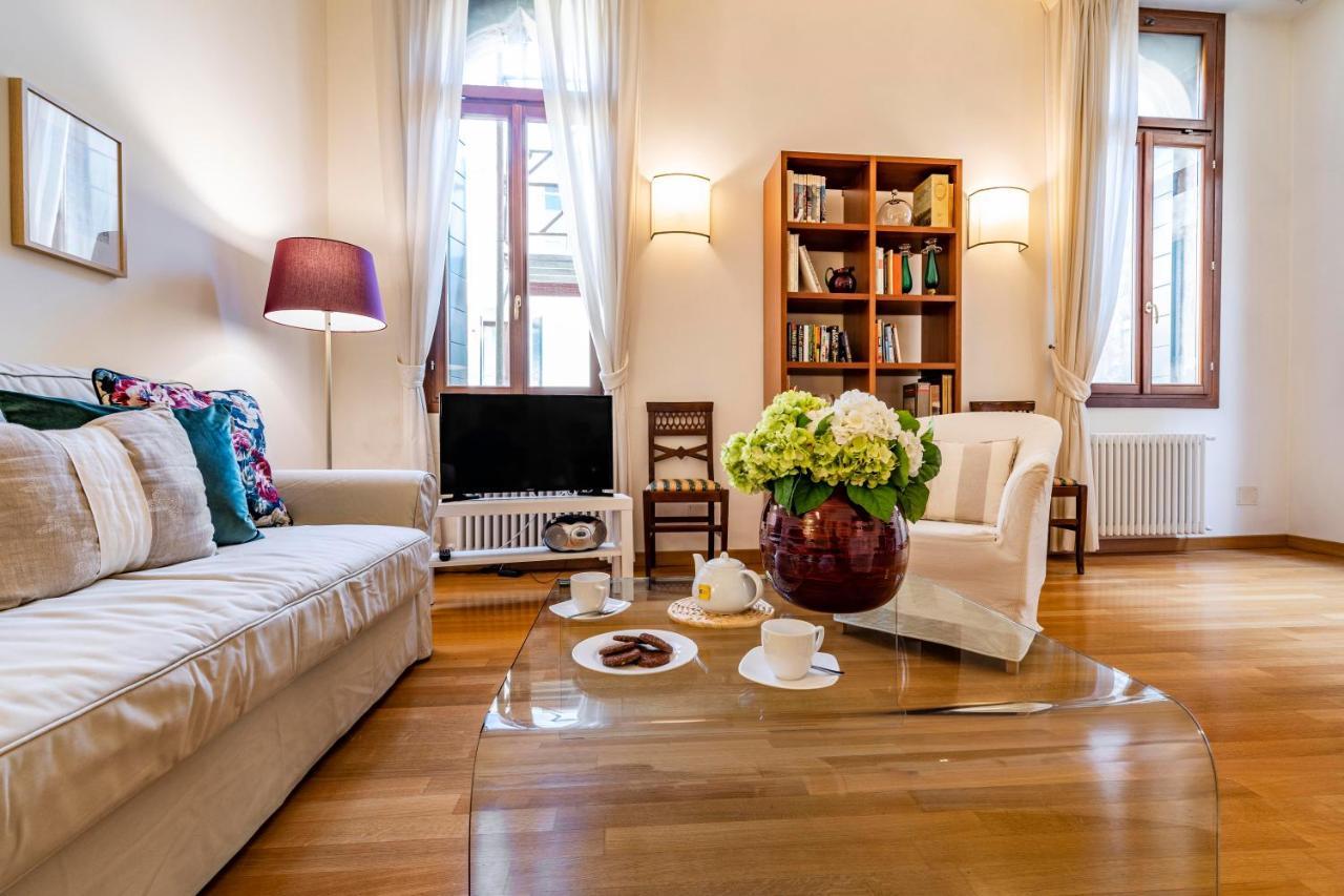 Ca Jole San Marco Apartment M02704210223 ヴェネツィア エクステリア 写真
